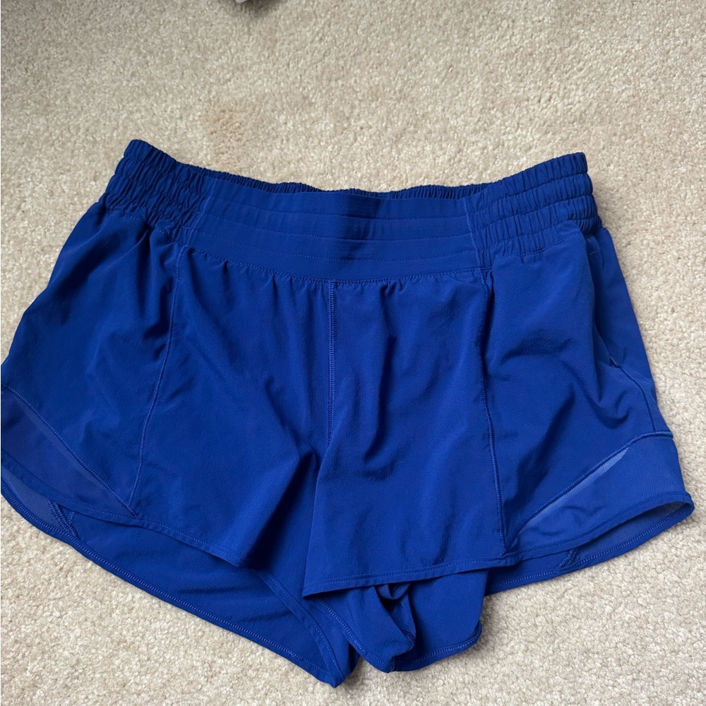 Lululemon high rise hotty hots  2.5inch